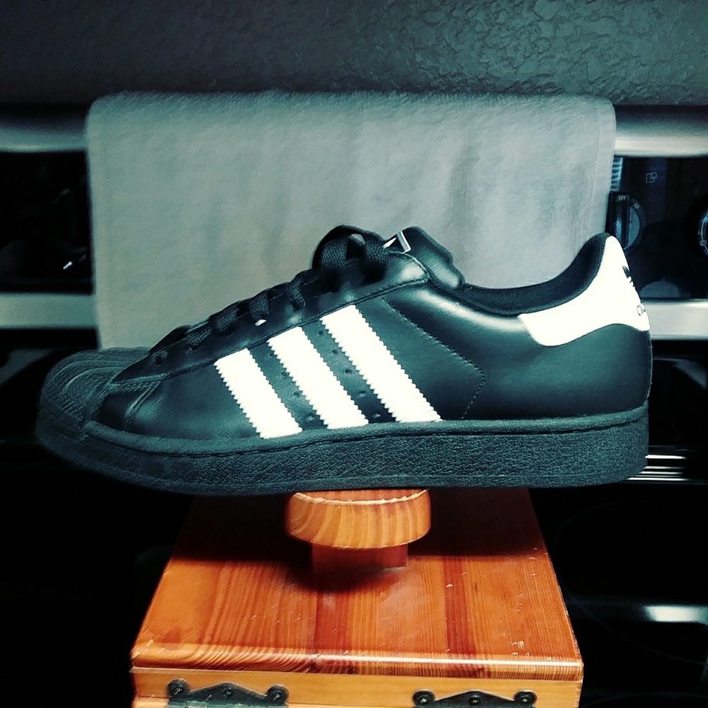 Adidas Shell Toe (New)